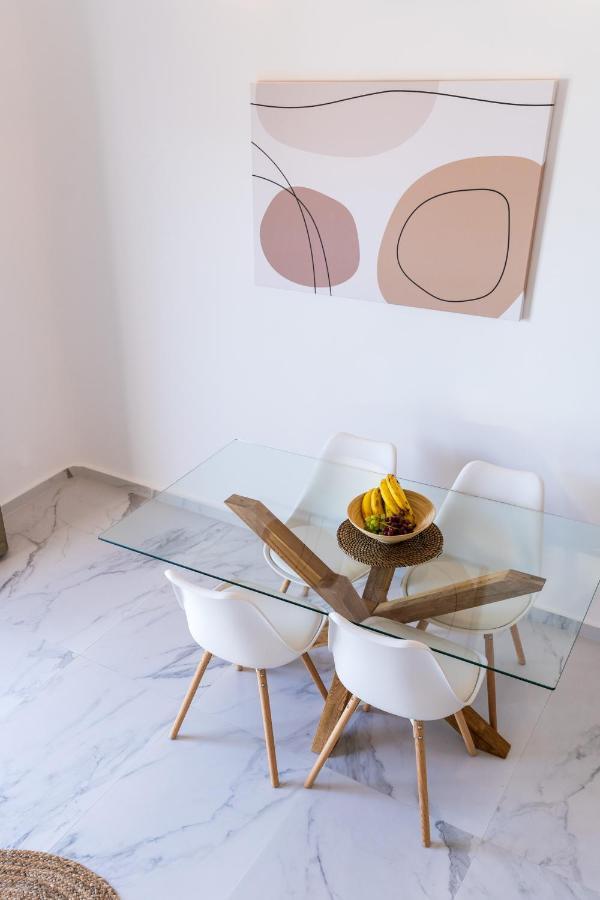 Lavadoze Luxury Suites Exo Gonia Bagian luar foto
