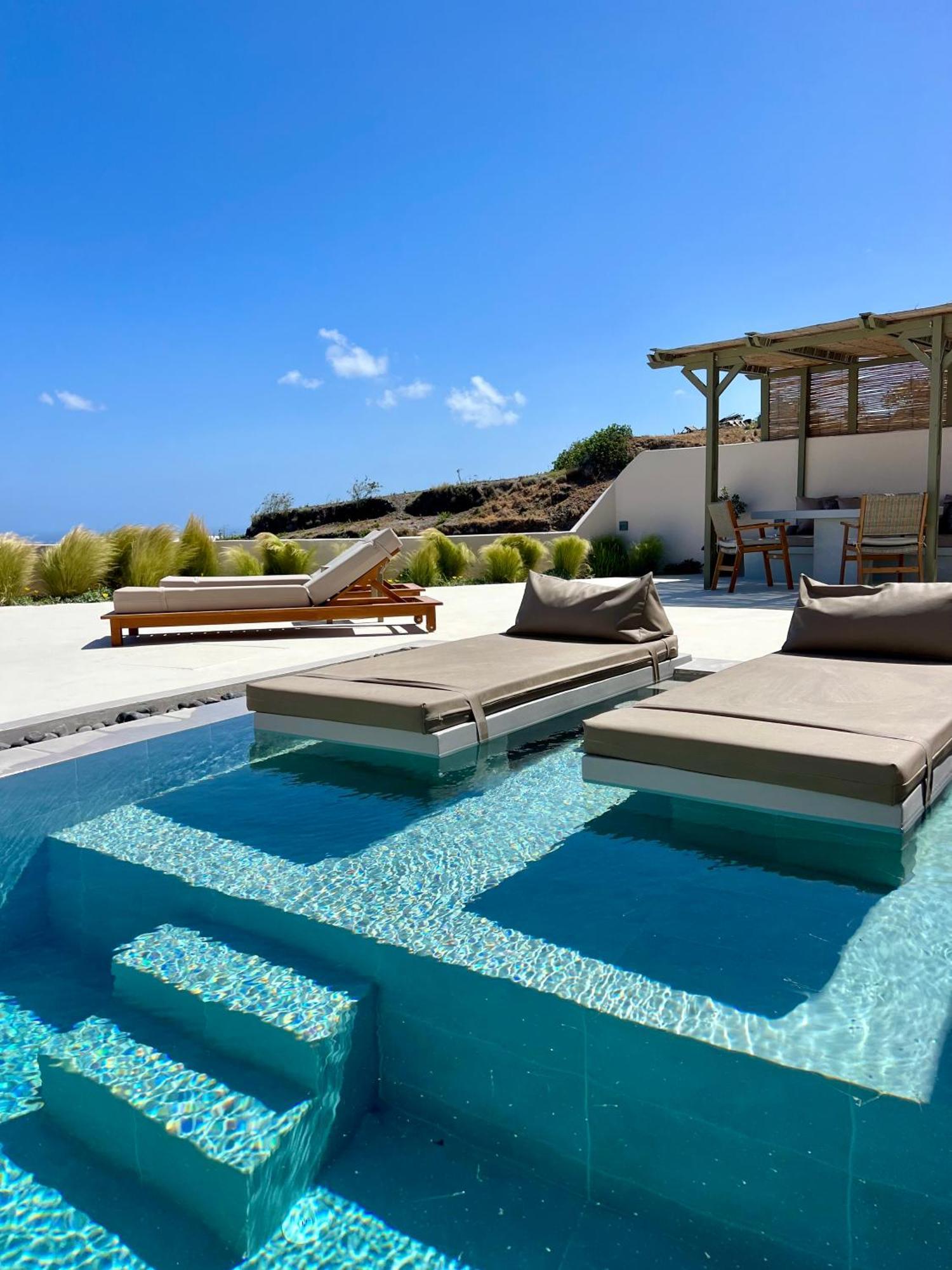 Lavadoze Luxury Suites Exo Gonia Bagian luar foto